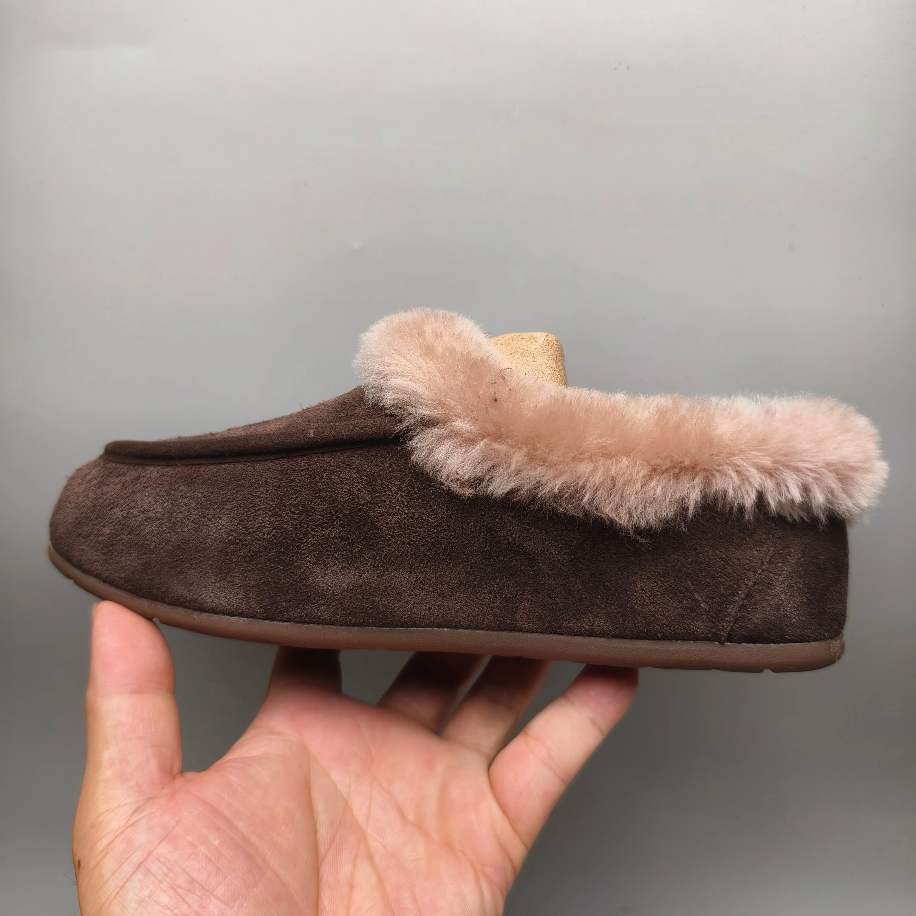 💰440 UGG sheepskin all-in-one snow boots 1391 Slip-on casual home shoes for women Color: maroon black chocolate Matching size: 35-40